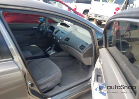 2008 Honda Civic Lx from USA, damaged, VIN 2HGFA16518H332568